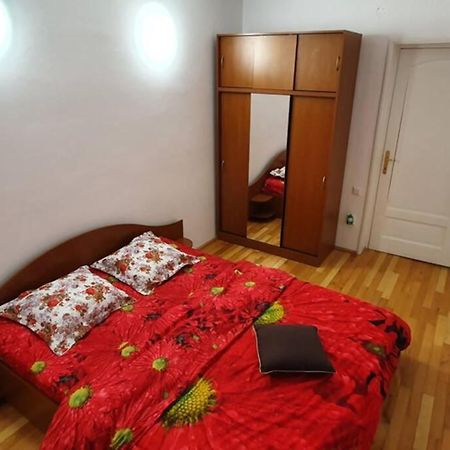Titian'S Cozy Apartment Sibiu Exterior foto