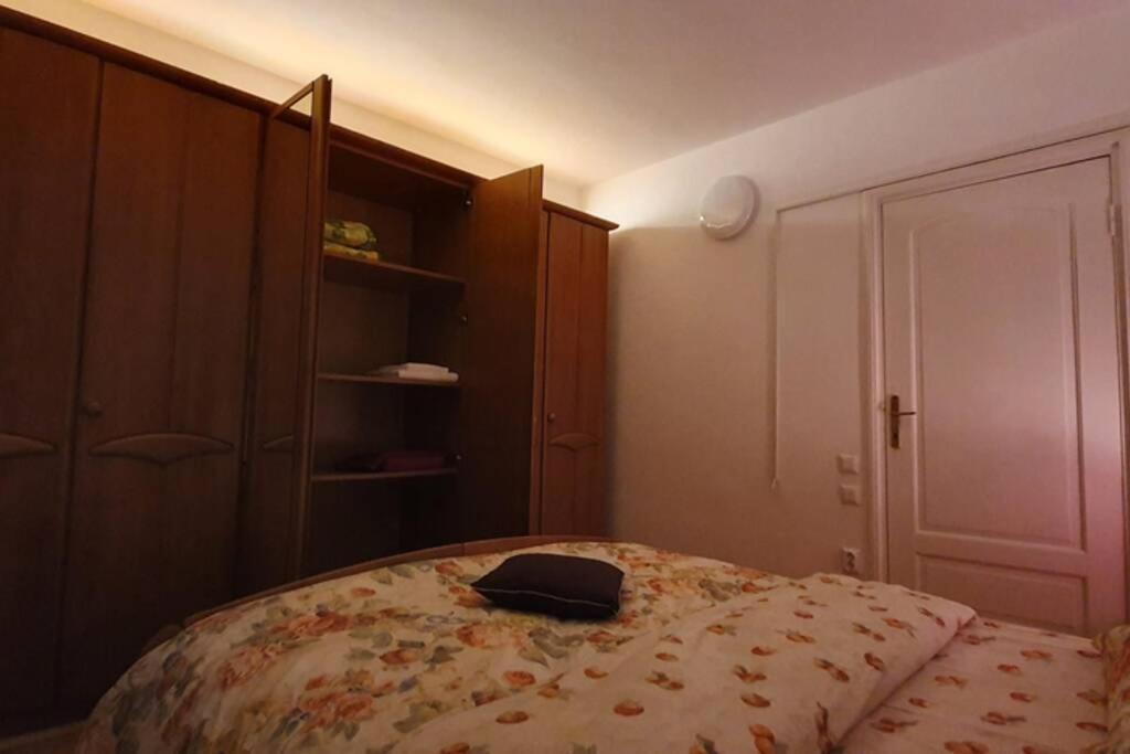 Titian'S Cozy Apartment Sibiu Exterior foto